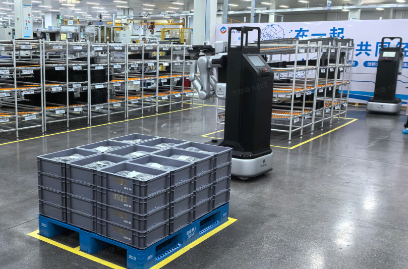 快盈VIII-星影巨幕打造私享影院，三星携多款98英寸超大型电视参展AWE 2024